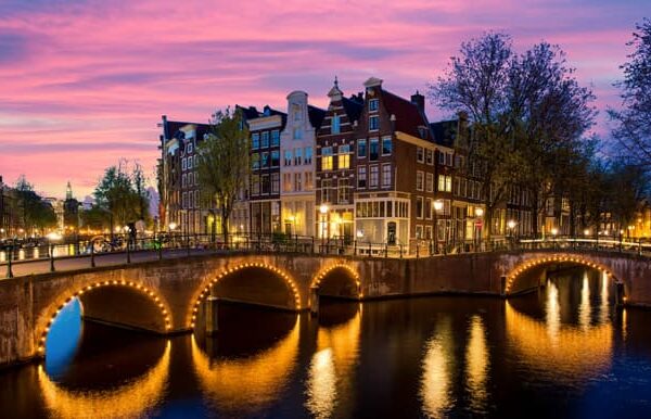 flights to amsterdam