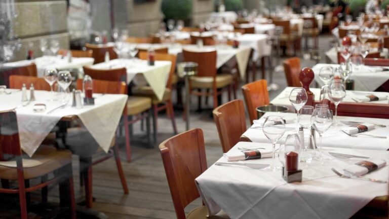 Denver Restaurant Service Charge Lawsuit