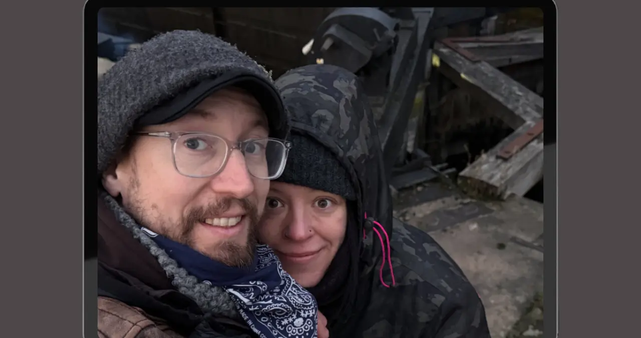 is robbie cummins married