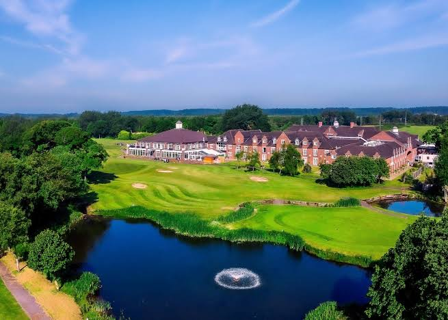 What to Look for When Choosing an England Golf and Spa Break